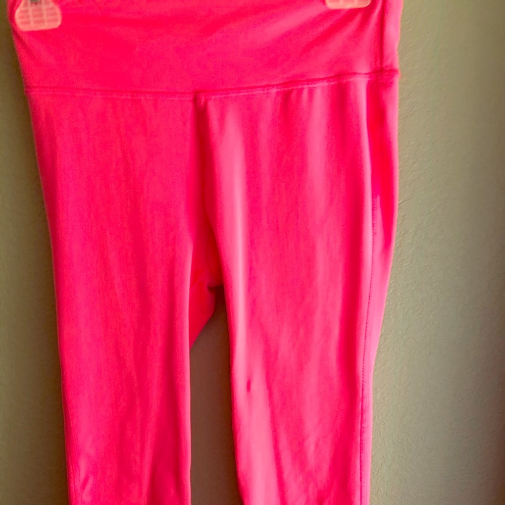 Under armor breast cancer awareness workout pants